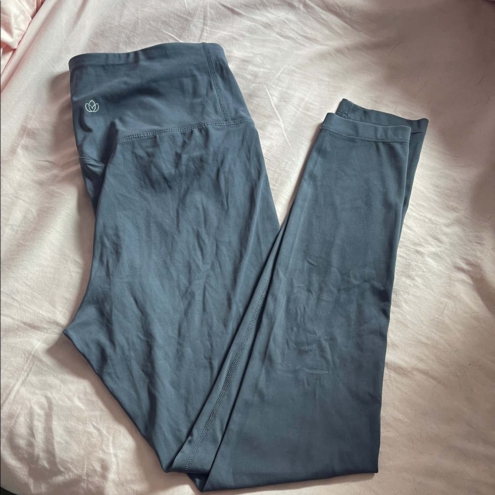 Dark Grey Leggings - atika